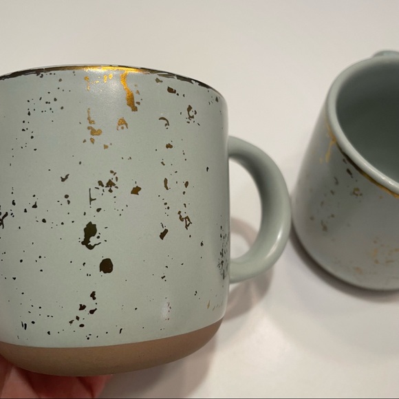 2 X Coffee Mugs - Picture 2 of 4